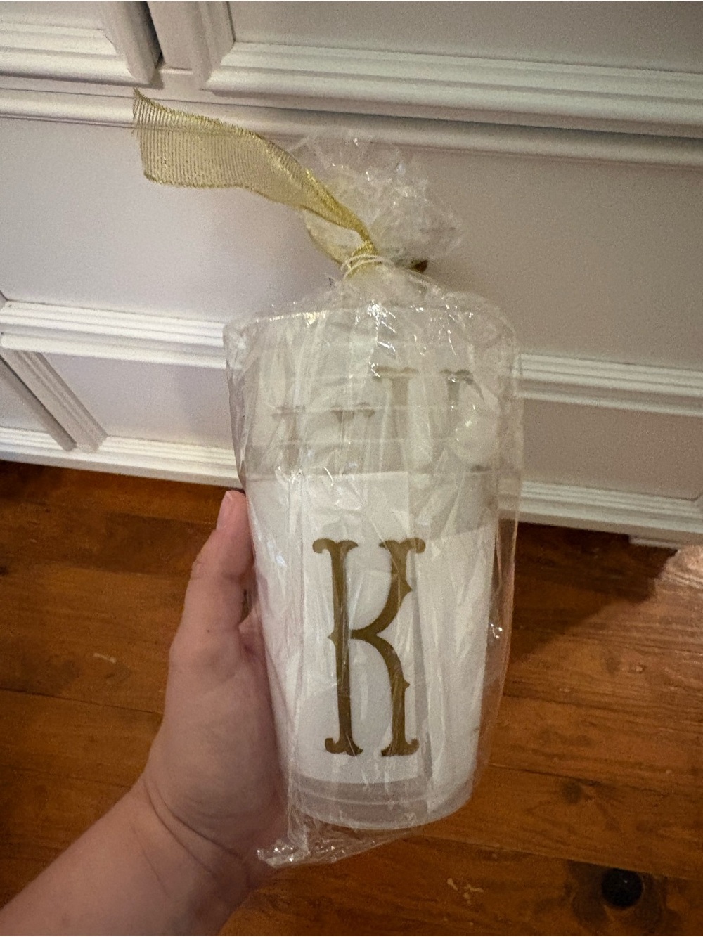 Monogrammed K White & Gold Cups
